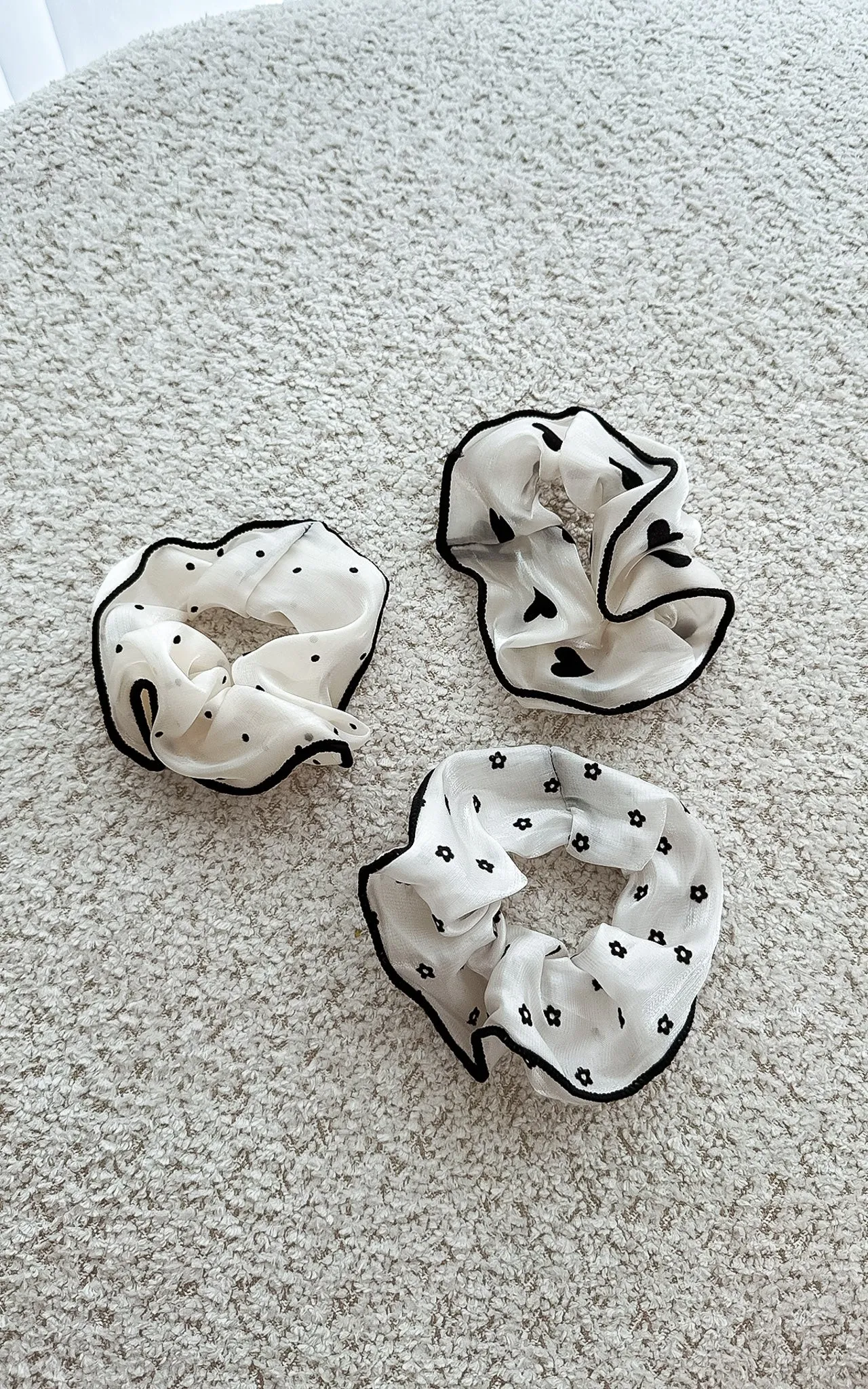 Minimalist Print Satin Scrunchie Set