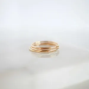 Minimalist Smooth Ring