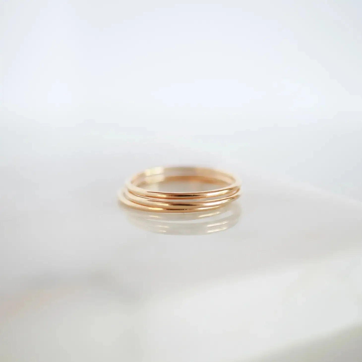 Minimalist Smooth Ring