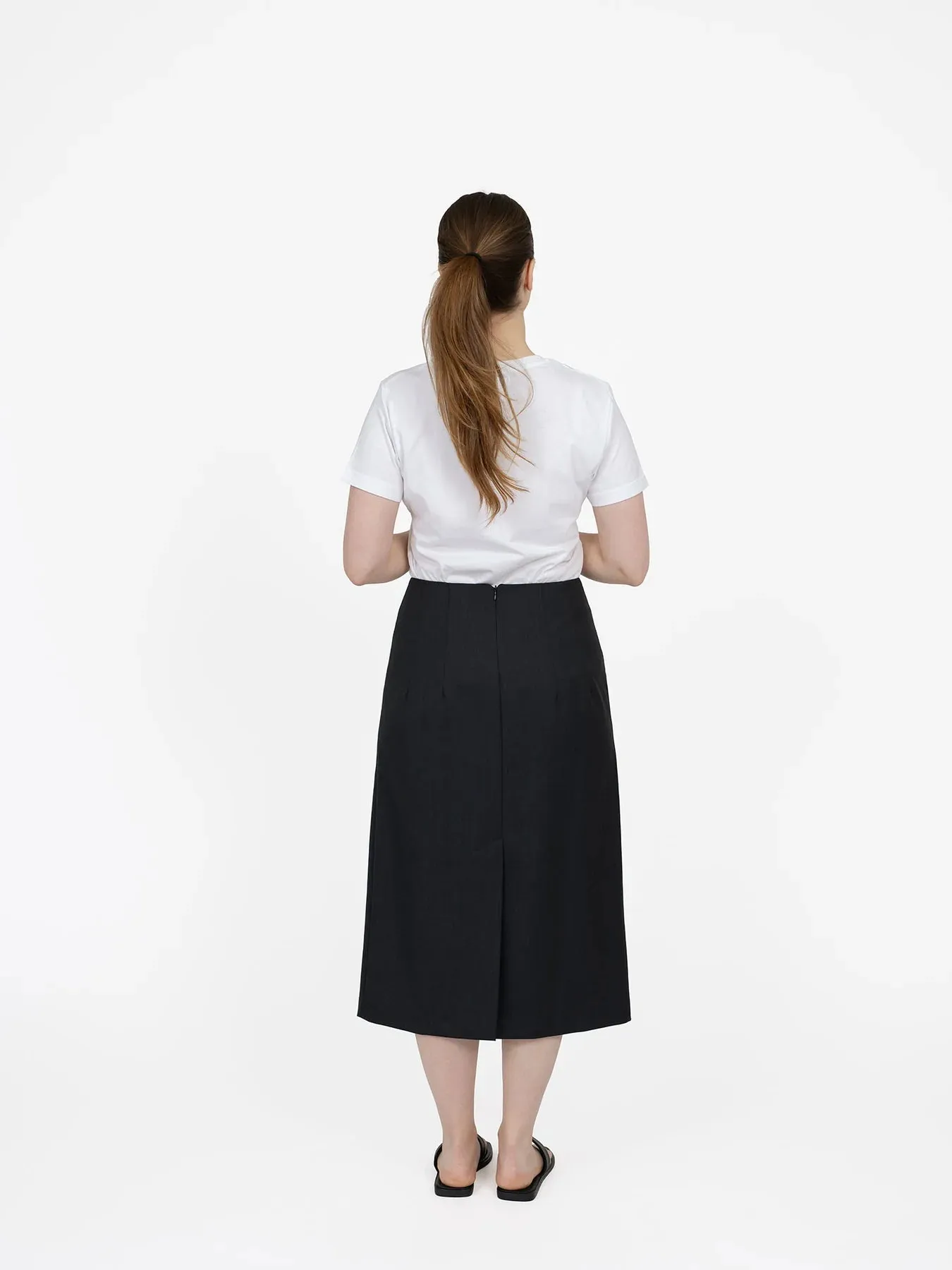 THE ASSEMBLY LINE • Pencil Skirt Sewing Pattern (XS - L)